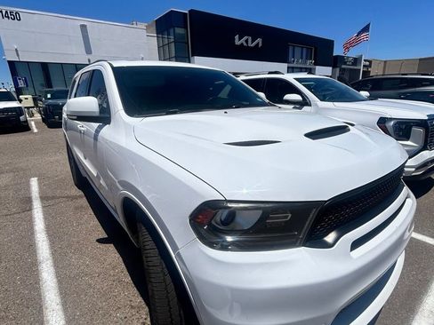 Used 2018 Dodge Durango GT w/ Technology Group RWD image 3