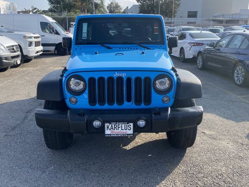 Used 2017 Jeep Wrangler Unlimited Sport w/ Quick Order Package 24S AWD/4WD image 3