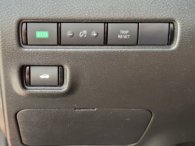 Used 2020 Nissan Sentra SR FWD image 21