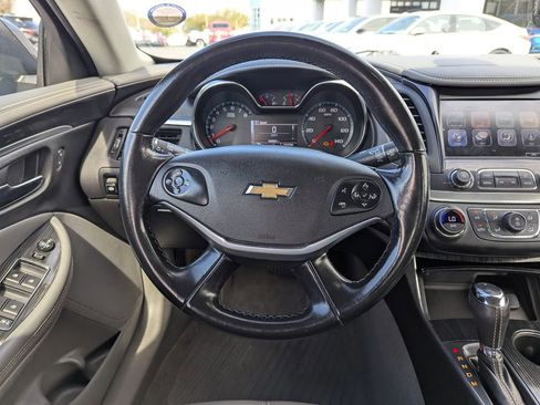 Used 2018 Chevrolet Impala LT image 11