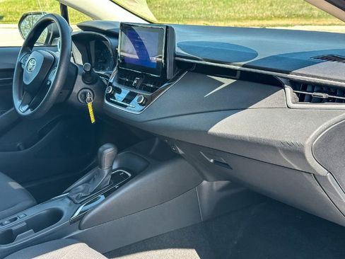 Certified 2024 Toyota Corolla LE image 20