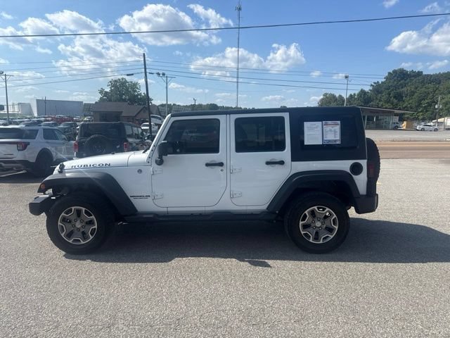 Used 2015 Jeep Wrangler Unlimited Rubicon w/ Connectivity Group AWD/4WD image 1
