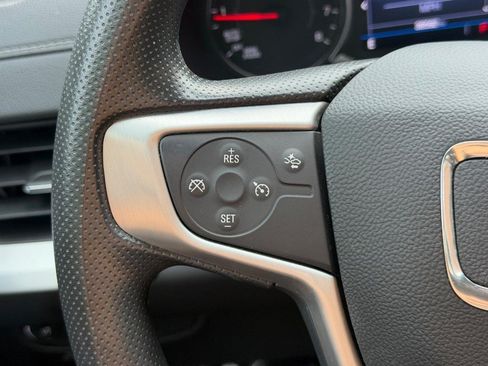 Used 2024 GMC Terrain SLE FWD image 16