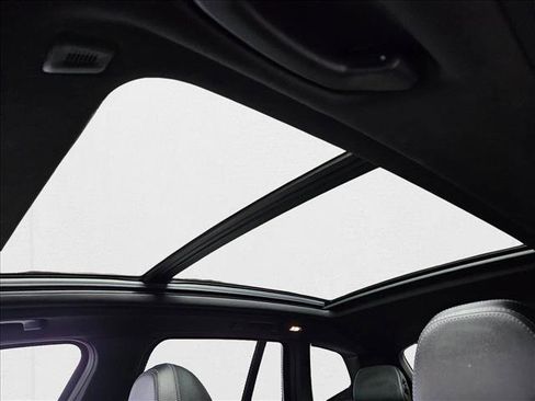 Certified 2024 BMW X3 sDrive30i w/ Premium Package w/ZPA image 17