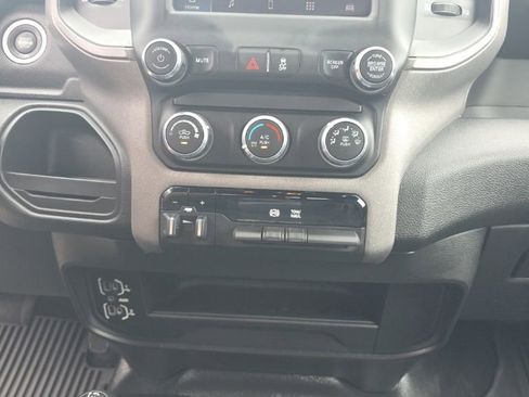 Used 2022 RAM 3500 Tradesman image 13