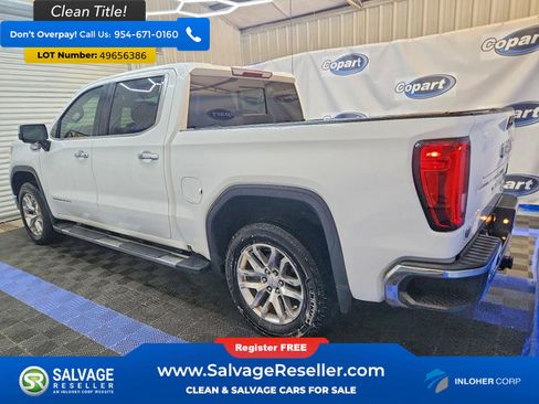 Used 2022 GMC Sierra 1500 SLT RWD image 3
