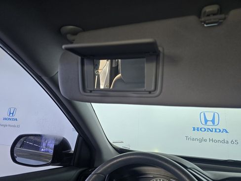 Used 2019 Honda CR-V LX image 12