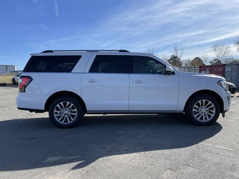 Used 2021 Ford Expedition Max Limited image 9