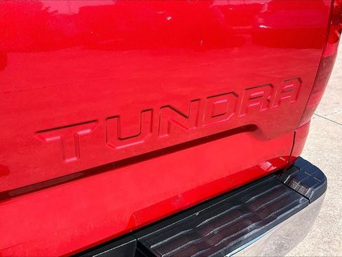 Used 2014 Toyota Tundra SR5 w/ SR5 Upgrade Package RWD image 29