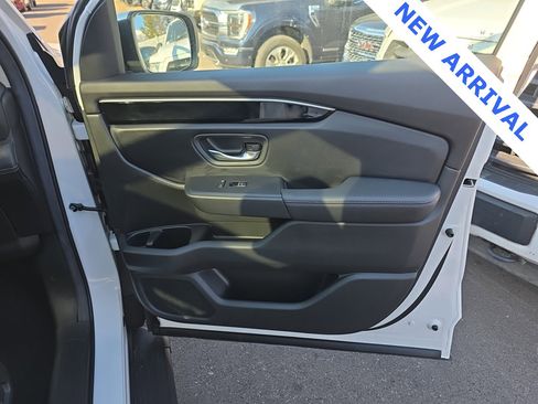 Used 2025 Honda Pilot Touring image 47