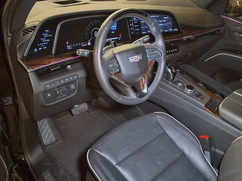 Certified 2024 Cadillac Escalade Premium Luxury w/ Performance Package image 3