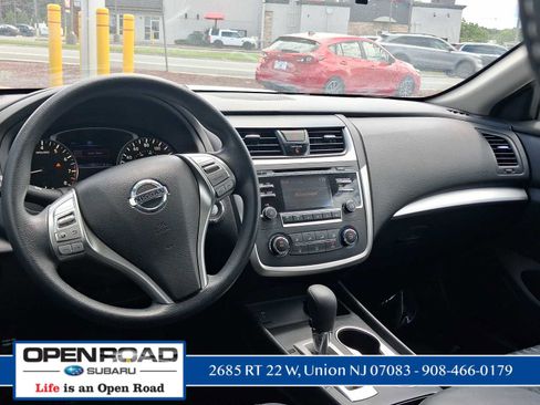 Used 2018 Nissan Altima 2.5 S w/ S Convenience Package FWD image 16