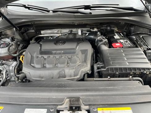 Used 2022 Volkswagen Tiguan SE FWD image 37