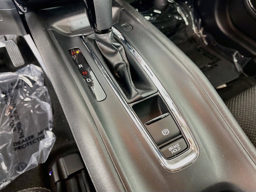 Used 2018 Honda HR-V EX image 21