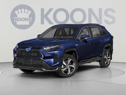 Used 2023 Toyota RAV4 SE w/ Weather & Moonroof Package