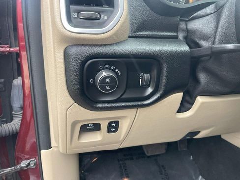 Used 2020 RAM 1500 Big Horn AWD/4WD image 15