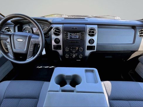 Used 2014 Ford F150 XLT w/ Equipment Group 302A Luxury AWD/4WD image 17