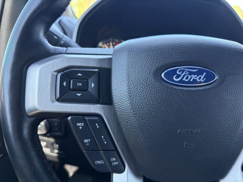 Used 2020 Ford F150 Platinum w/ Equipment Group 701A Luxury AWD/4WD image 9