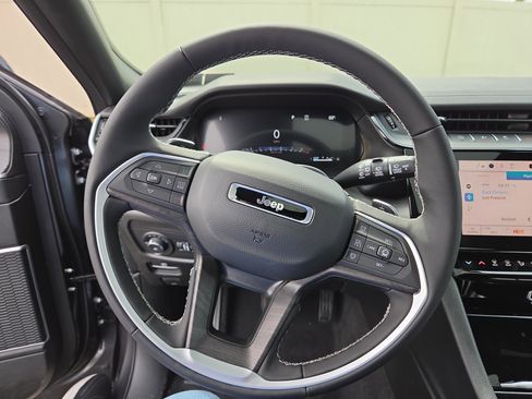 New 2026 Jeep Grand Cherokee L Limited AWD/4WD image 3