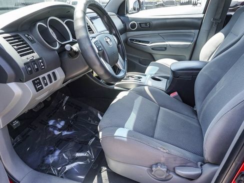 Used 2012 Toyota Tacoma PreRunner w/ TRD Off-Road Pkg RWD image 17