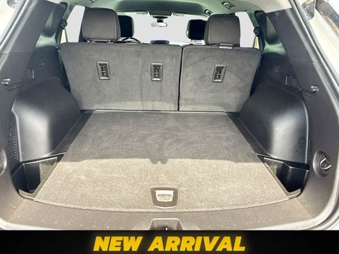 Used 2023 Chevrolet Blazer LT w/ Midnight/Sport Edition image 23