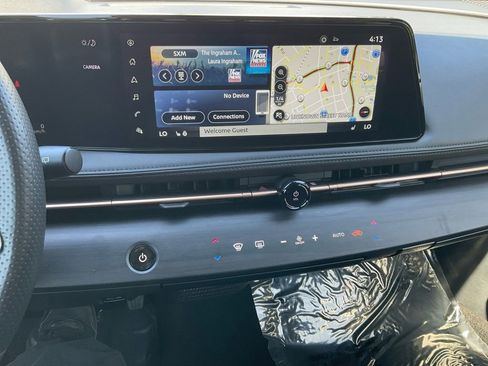 Certified 2024 Nissan Ariya ENGAGE image 20