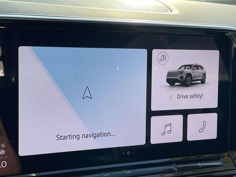 Certified 2026 Volkswagen Atlas SE w/ Panoramic Sunroof Package FWD image 26