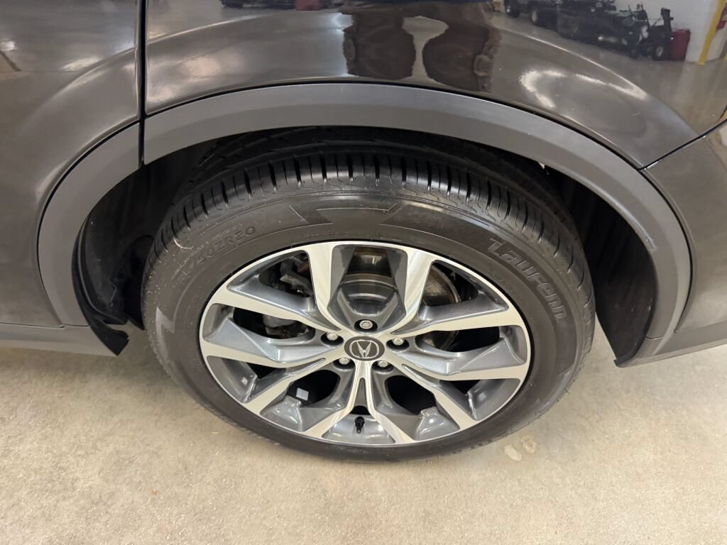 Certified 2024 Acura MDX w/ Technology Package AWD/4WD image 13