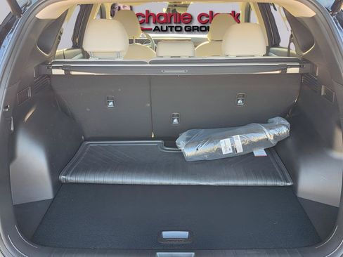Used 2025 Hyundai Tucson SEL FWD image 38