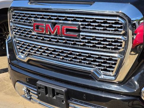 Used 2022 GMC Sierra 1500 Denali w/ Denali Premium Package RWD image 14