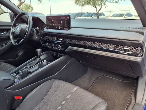 Used 2025 Honda Accord Sport image 10