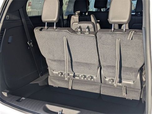 New 2026 Chrysler Pacifica Select w/ S Appearance Package image 26