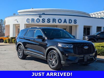 New 2026 Ford Explorer ST-Line w/ ST-Line Street Pack