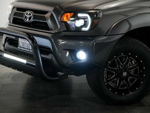 Used 2013 Toyota Tacoma PreRunner w/ TRD Sport Pkg RWD image 10