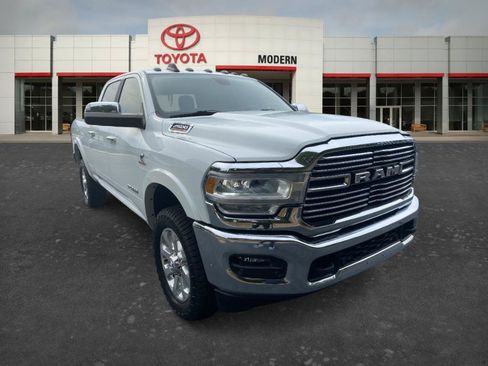 Used 2022 RAM 2500 Laramie AWD/4WD image 3