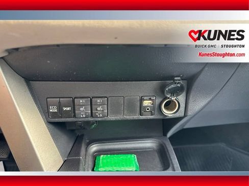 Used 2016 Toyota RAV4 Limited w/ Protection Package AWD/4WD image 26