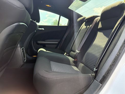 Used 2022 Dodge Charger Scat Pack w/ Dynamics Package RWD image 8
