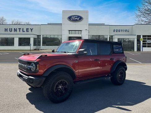 Used 2023 Ford Bronco Wildtrak AWD/4WD image 1