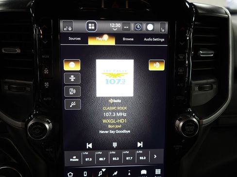 Used 2023 RAM 1500 Big Horn AWD/4WD image 34