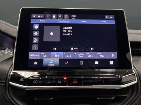 New 2026 Jeep Compass Latitude image 17