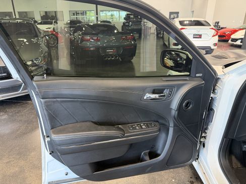 Used 2021 Dodge Charger SRT Hellcat RWD image 9