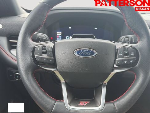 Used 2025 Ford Explorer ST RWD image 13