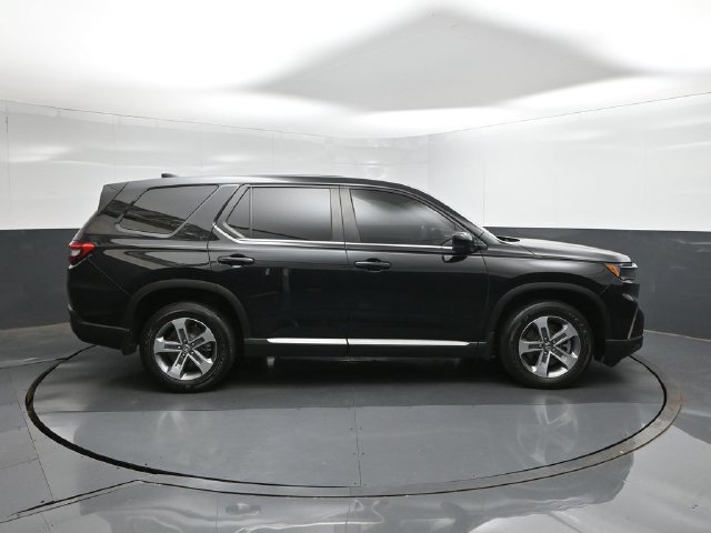 Used 2023 Honda Pilot EX-L image 11