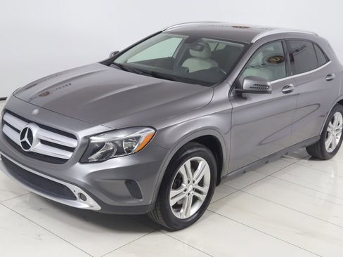 Used 2015 Mercedes-Benz GLA 250 4MATIC image 19