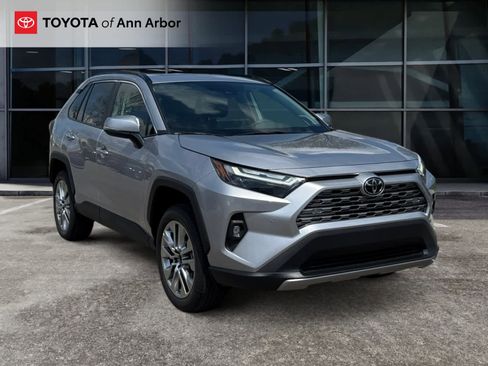 Certified 2025 Toyota RAV4 Limited image 1