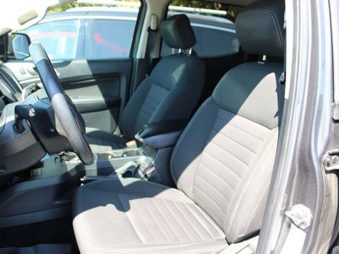 Used 2019 Ford Ranger XLT w/ Equipment Group 302A Luxury RWD image 7