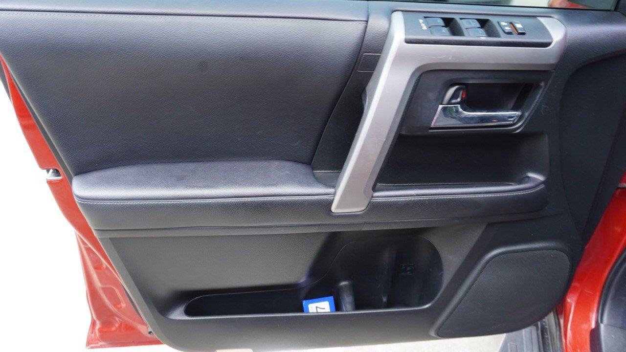 Used 2021 Toyota 4Runner SR5 AWD/4WD image 16