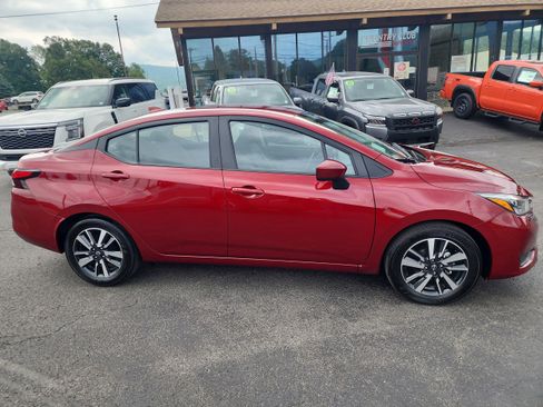 New 2025 Nissan Versa SV w/ Trunk Package image 9