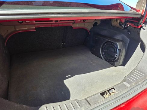 Used 2017 Ford Focus Titanium image 4