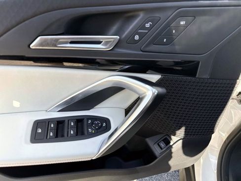 Used 2025 BMW X2 xDrive28i w/ Technology Package image 19